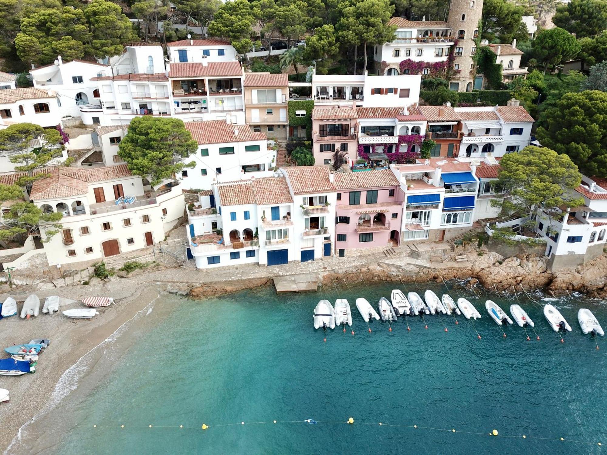 Apartament Suites Vista Mar Sa Tuna Begur Bagian luar foto